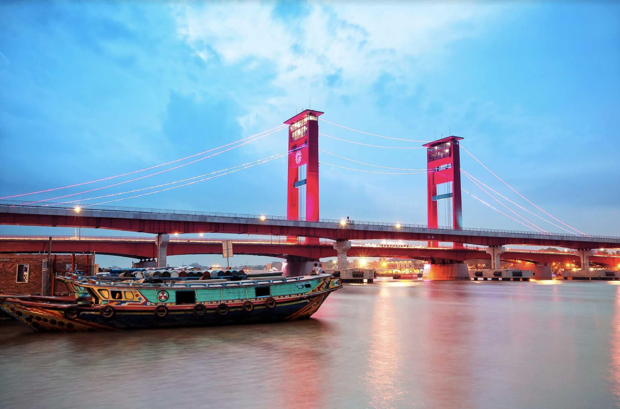 OYO Hotel Indonesia: Booking Hotel Murah terdekat dengan membersihkan kamar