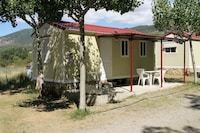 Charming Aragonese Bungalow