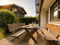 Chalet mit 2 Wohnungen in Gasteig in Tirol