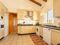 Villa in Arenas mit Meerblick und Pool