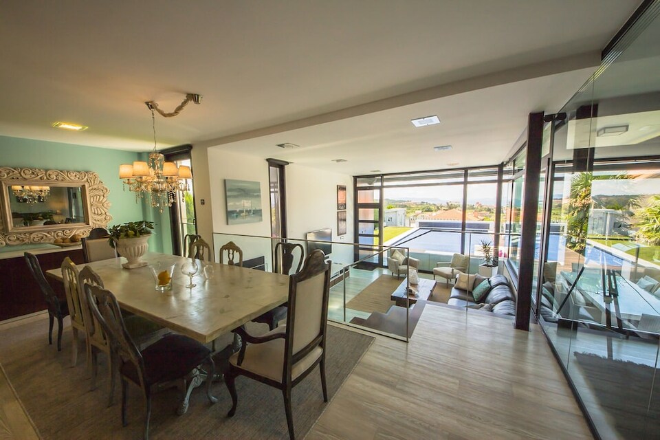 Belvilla by OYO Villa Catro Faros, Sanxenxo