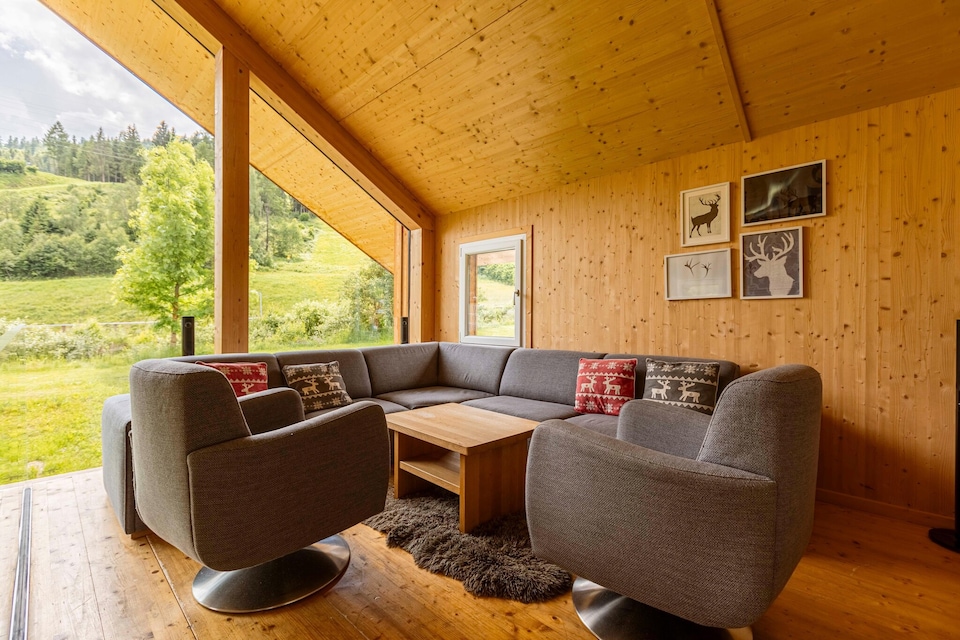 Ansprechendes Chalet mit Infrarotsauna und Außenjacuzzi, Sankt Georgen ob Murau