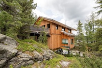 Mooi chalet met sauna en whirlpool