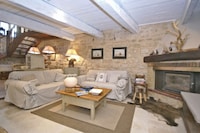 Charmantes Haus in Viens mit Privatpool