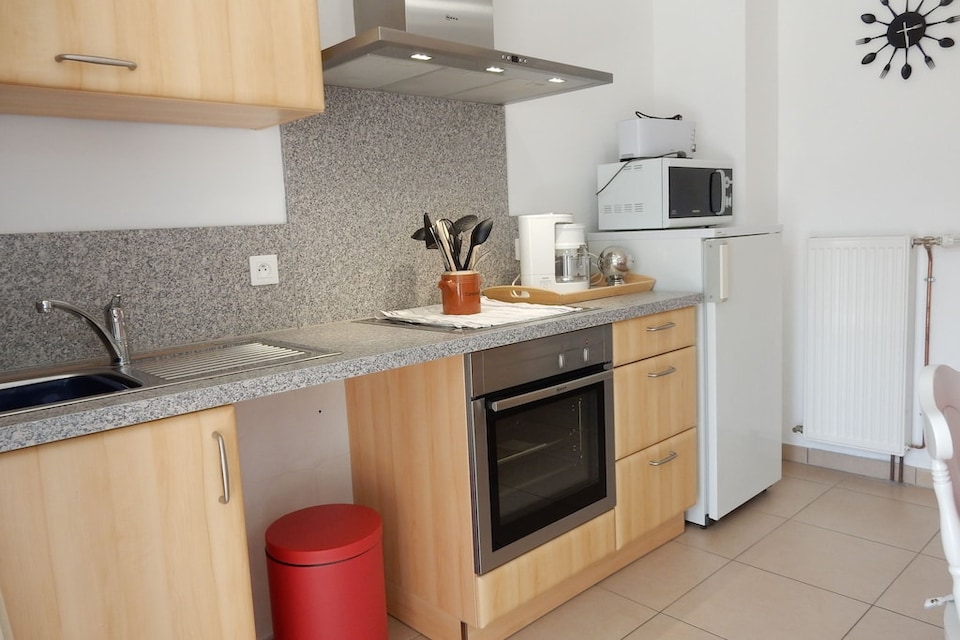 Cosy holiday home by the lake in Saint-Louis, Saint-Louis