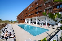 Beach Apartment w/ Balcony