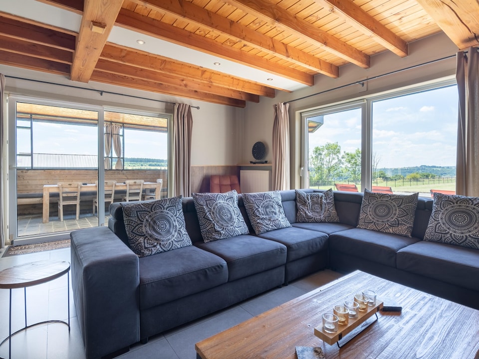 Holiday Home in Nadrin Filly with Garden, Houffalize