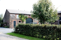 Estancia rústica en una granja en Rogery