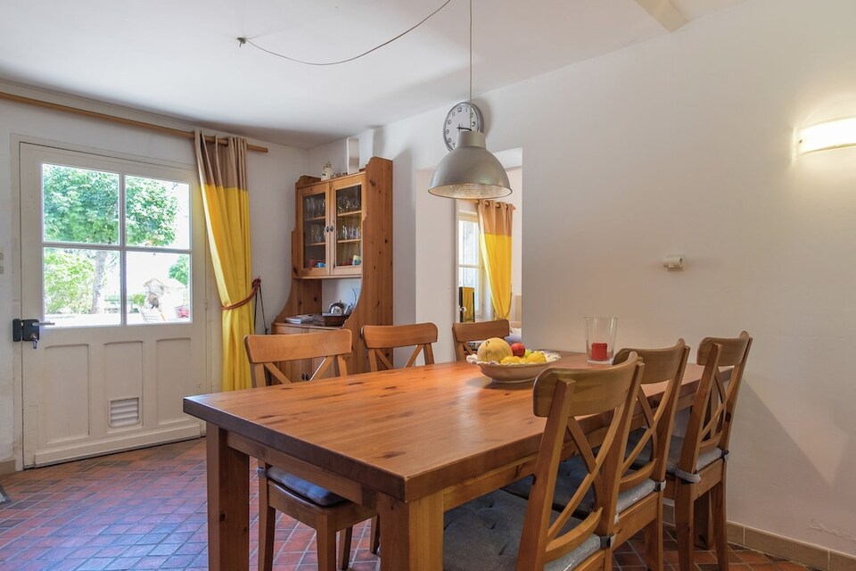 Cosy holiday home near Beauval Zoo, Montrichard