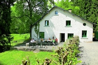 Watermill in Herbeumont with Sauna & Hot Tub