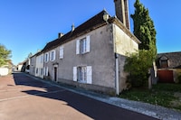 Vintage Retreat in Montfaucon
