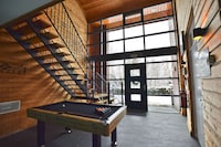 Chalet in Odeigne met privézwembad en sauna