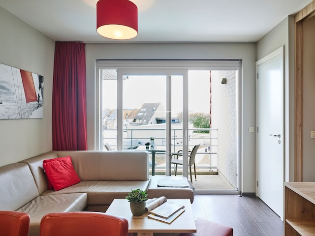 Zeebrugge Escape by Sea, Brugge