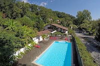 Appartamento nei Paesi Baschi con piscina