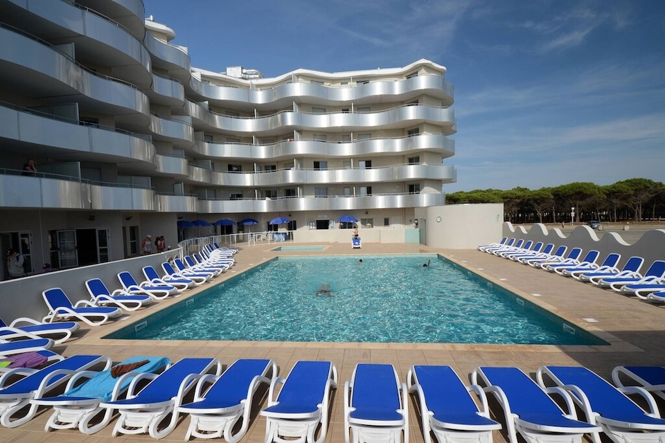 Apartment in Le Barcarès with Sea View, Le Barcarès