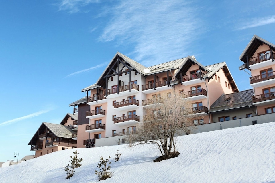 Apartment in Valmeinier with Valley Views, Valmeinier