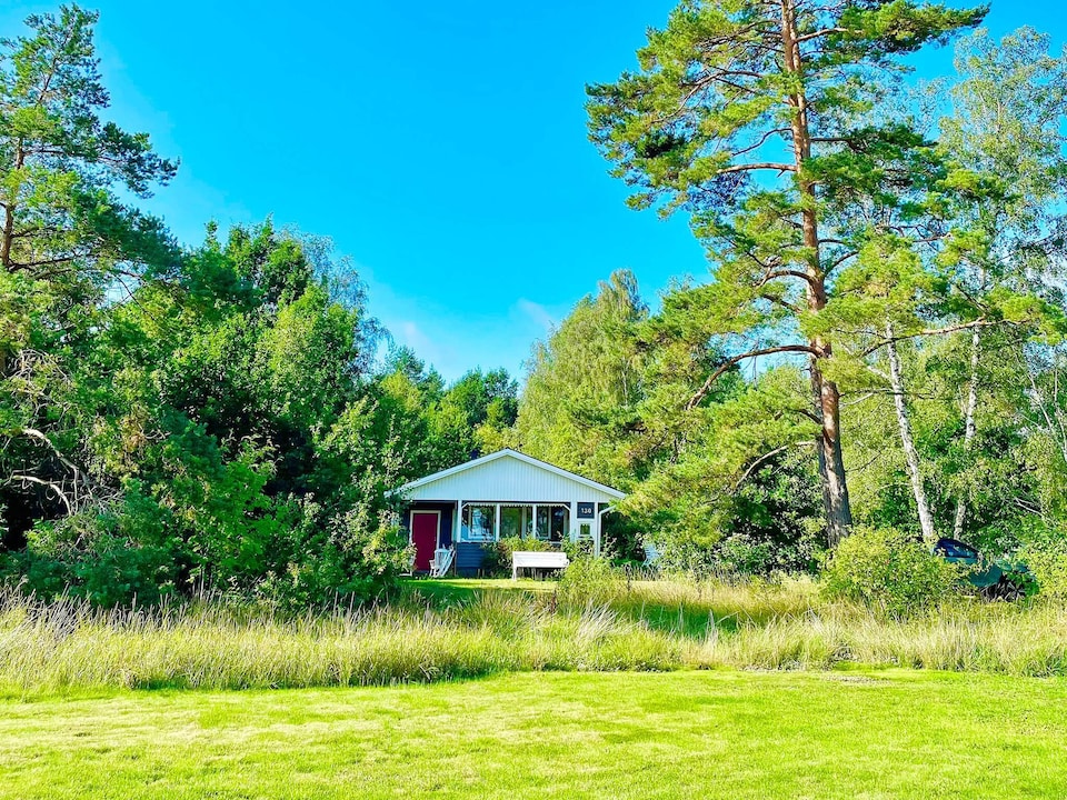 8 person holiday home in BERGKVARA, Torsås