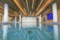 Chalet in Les Arcs mit Pool und Sauna