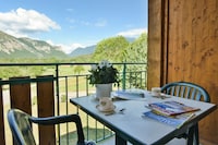 Apartment in Giez with Stunning Mountain Views