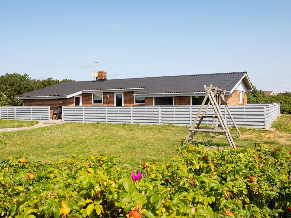 5 star holiday home in Ringkøbing, Holmsland Klit