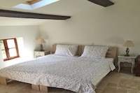 Villa in Ampus mit Panorama und Pool