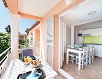 Wohnung in Frankreich mit Pool & Ruhe