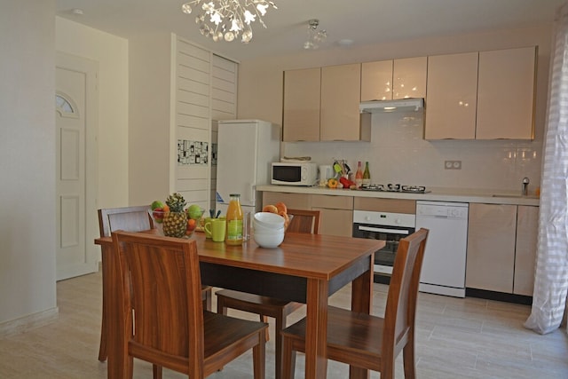 Villa in Montauroux met Zwembad en Boszicht, Montauroux