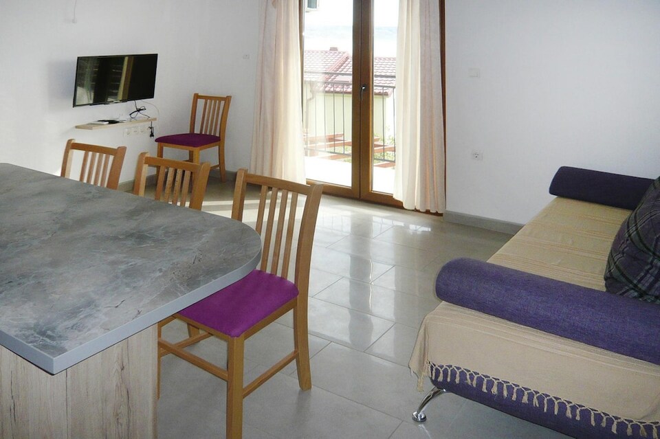 Cozy Starigrad Apartment for 4, Starigrad