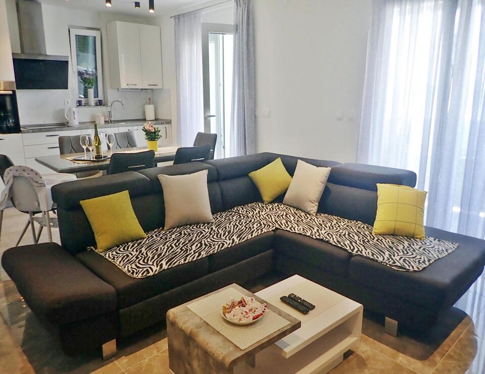 Casa Maslenica con Piscina cerca de Playa, Maslenica
