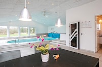 15 Personen Ferienhaus in Hals-By Traum