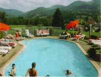 Chalet in Frankreich mit Pool & Jacuzzi