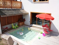 Chalet in Frankreich mit Pool & Jacuzzi