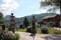 Chalet in Ventron with Pool & Wine Route Access