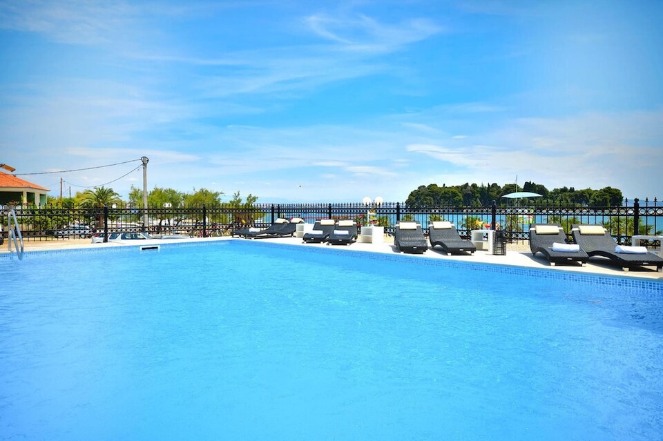 Apartamento en Ugljan con piscina y playa, Preko