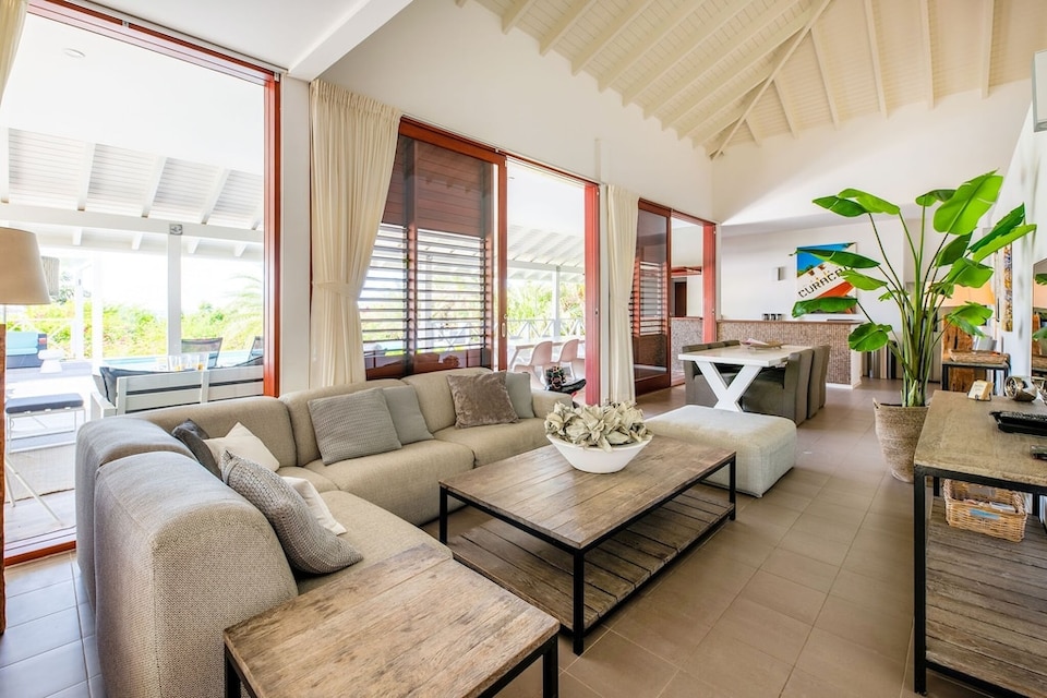 Amplia villa cerca de la playa, Jan Thiel