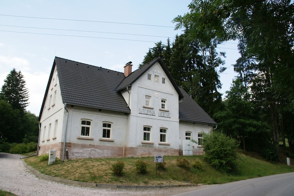 Apartamento en Bohemia con piscina compartida, Vidochov