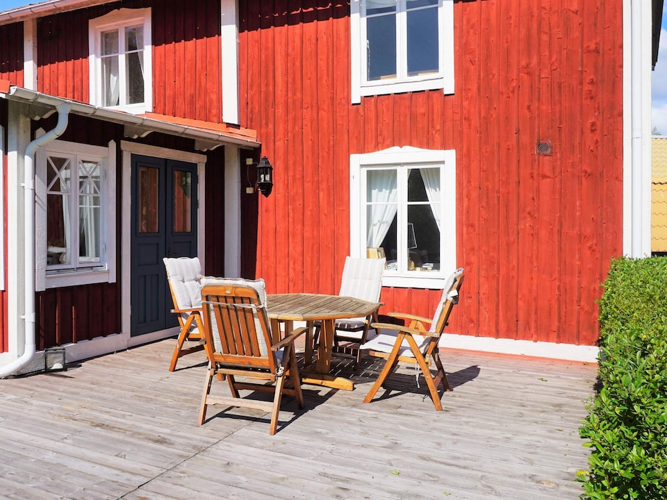Idyllic Family Retreat Close to the Sea, Ronneby