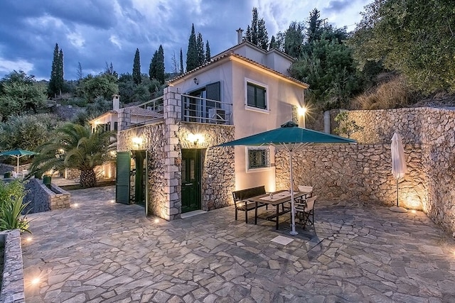 Villa am Kissakas Strand mit Meerblick