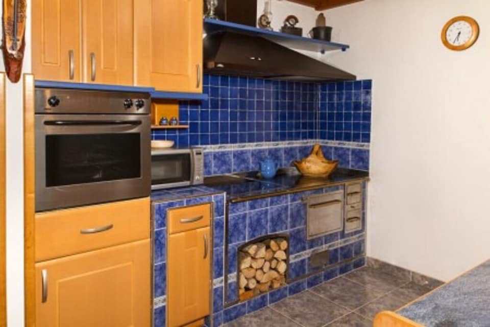 Casa Kozji Vrh con Sauna y Vistas, Kozji Vrh