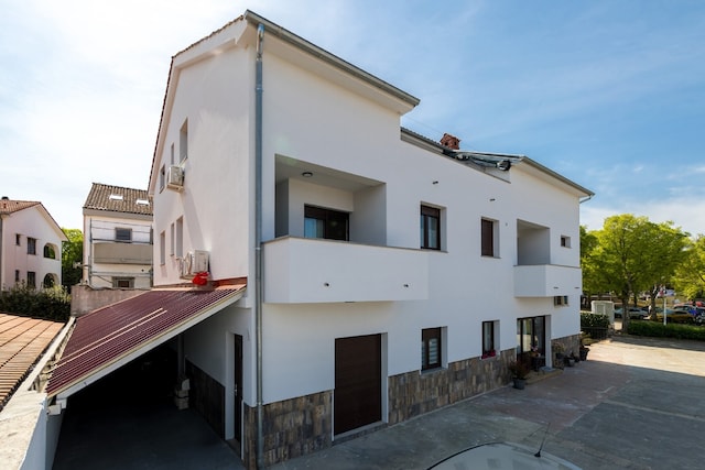 Acogedor Apartamento en Malinska cerca del Mar