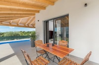 Villa in Novigrad met Privézwembad en Strand