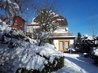 Helle Wohnung bei Willingen mit Terrasse