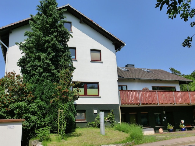 casa di gruppo che accetta cani in Assia con giardino