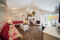 Charming Villa with Private Swimming Pool in Dalmatia