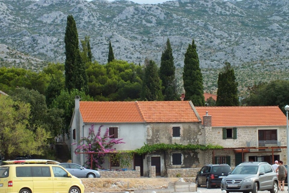Vakantiehuis in Starigrad bij Paklenica, Starigrad