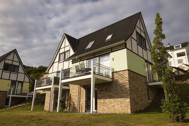 Schöne Villa mit Sauna, in der Nähe eines Sees