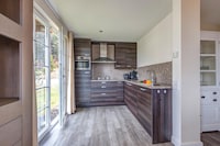 Villa met bubbelbad, solarium en open haard bij