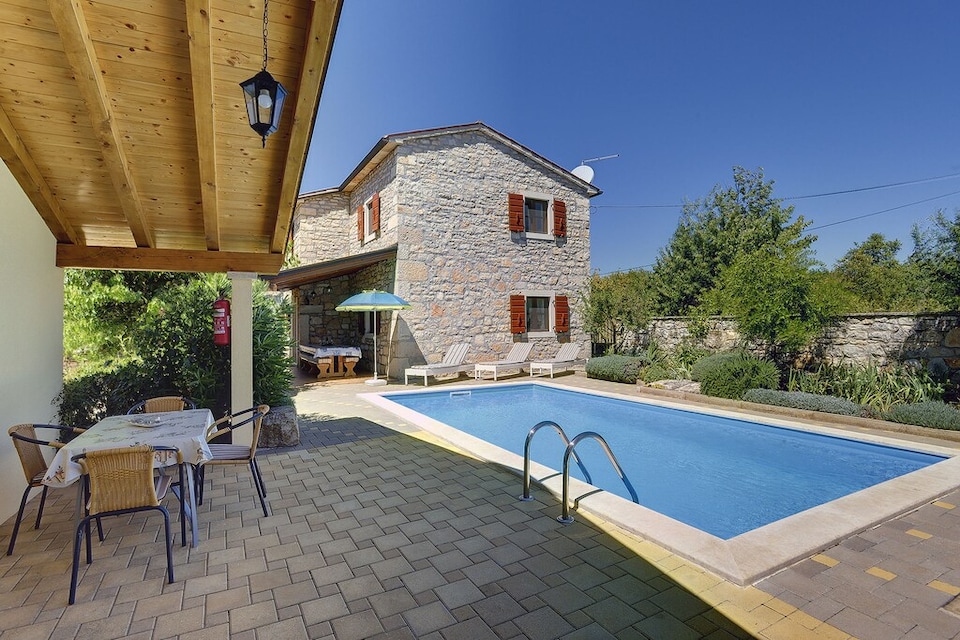 Villa in Cehici mit Pool und Terrasse, Sveti Lovreč