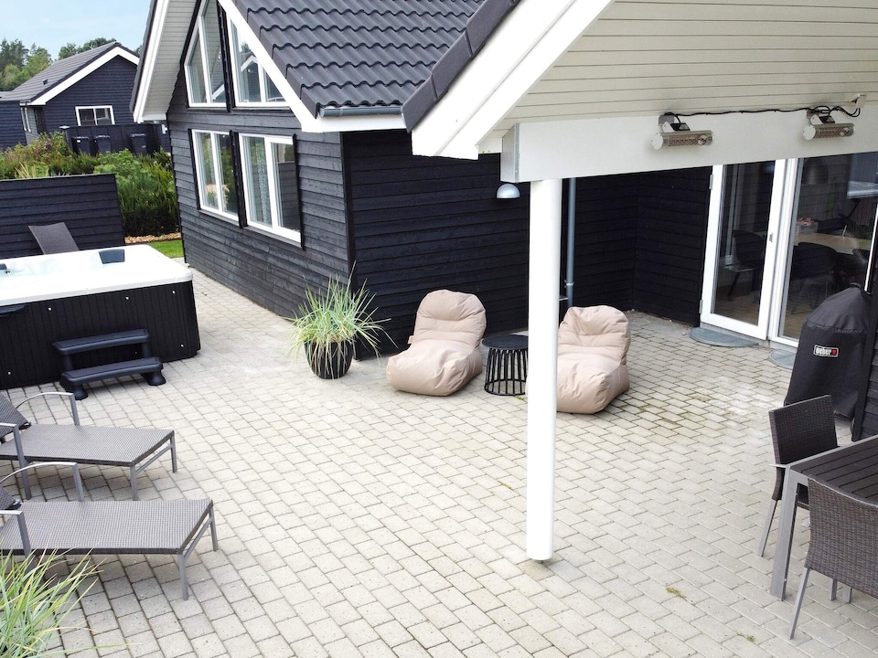 Luxus-Ruckzug mit Pool -- By Traum Ferienwohnungen, Southern West Coast