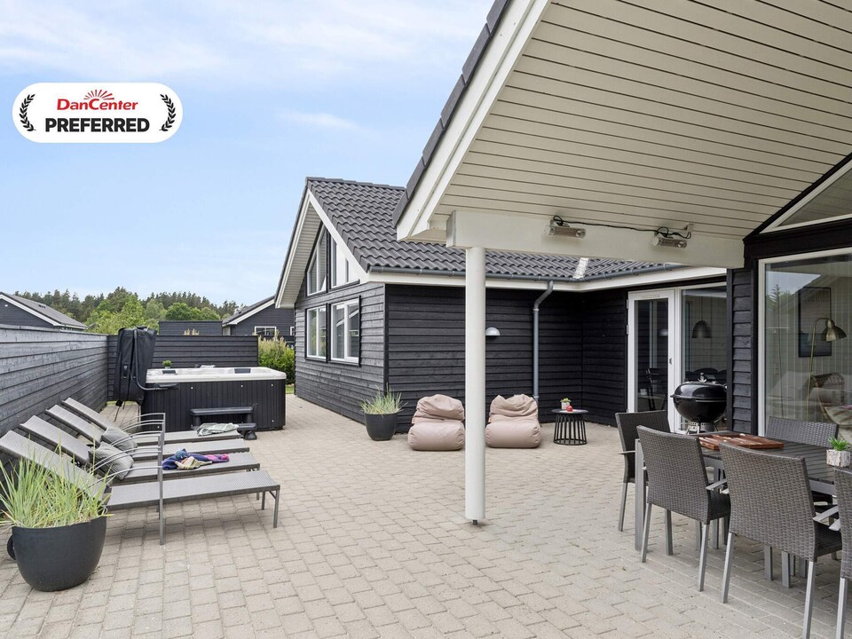 Luxe retraite met zwembad -- By Traum Ferienwohnungen, Southern West Coast